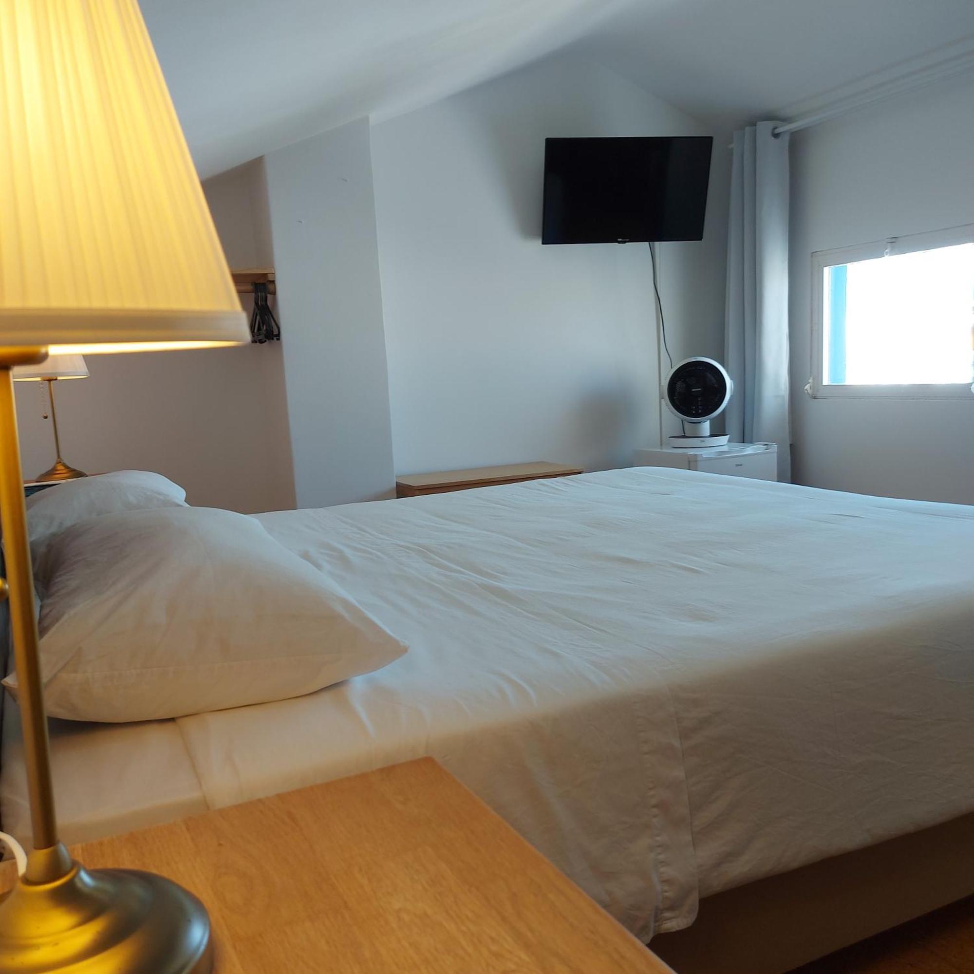 Soleil Bleu Hotel วิลานอวา ดิ มิลฟงติส ห้อง รูปภาพ